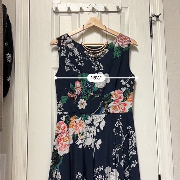 Flower navy blue midi dress - Picture 8 of 9